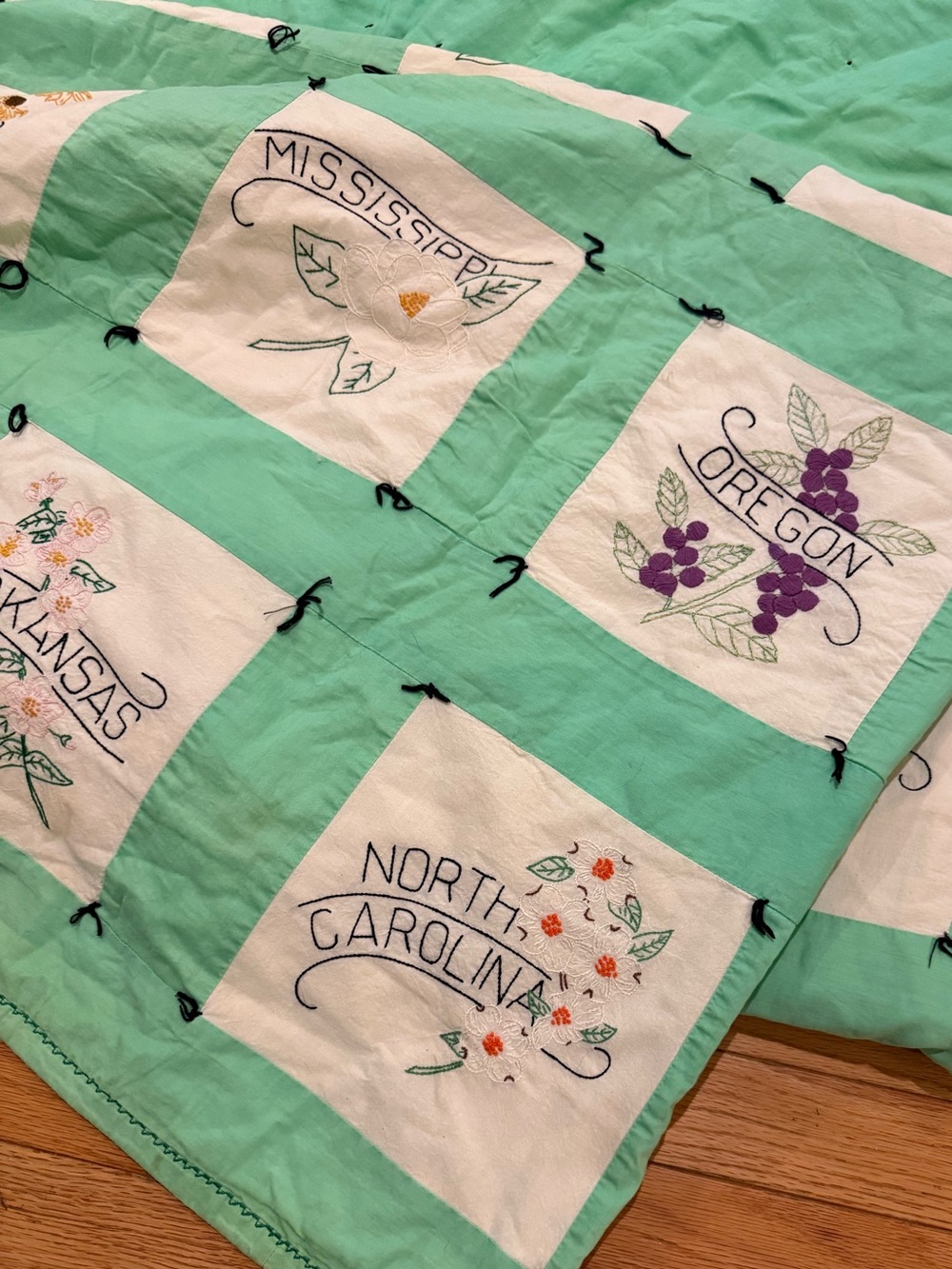 Vintage Embroidered 50 State Flower Patchwork Quilt Mint + Cream cottage country